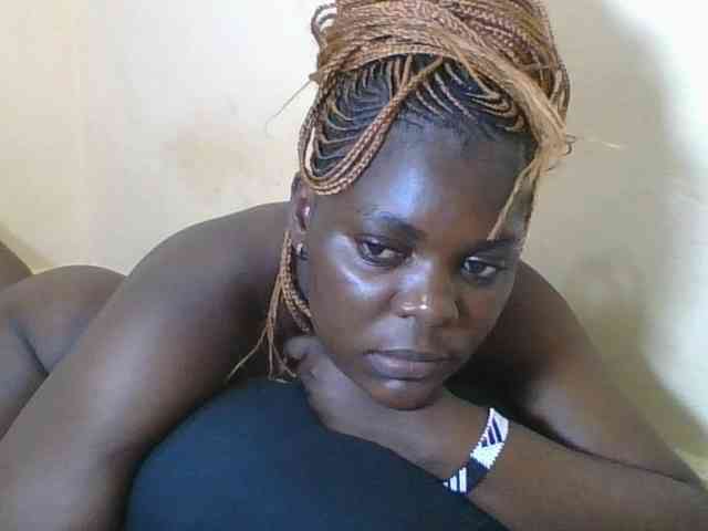 Sweetdarkskin webcam
