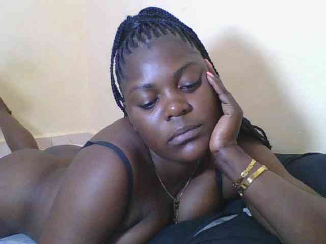 Sweetdarkskin webcam