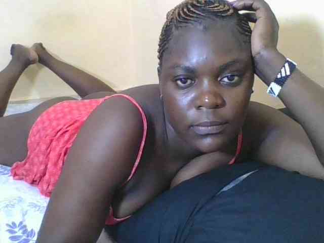 Sweetdarkskin webcam