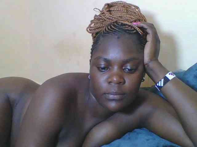 Sweetdarkskin webcam