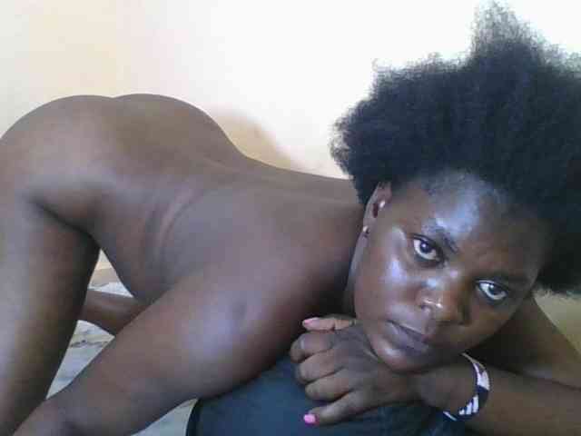 Sweetdarkskin webcam