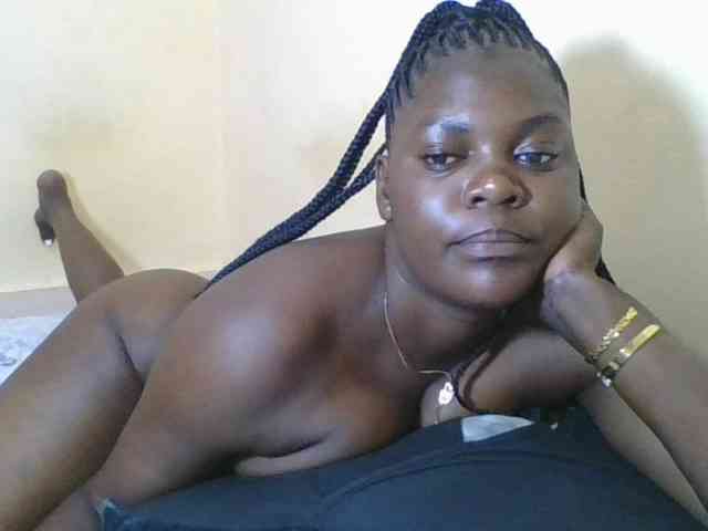 Sweetdarkskin webcam