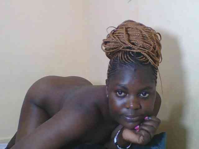 Sweetdarkskin webcam