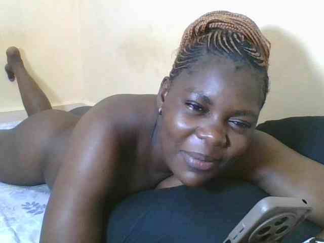 Sweetdarkskin webcam
