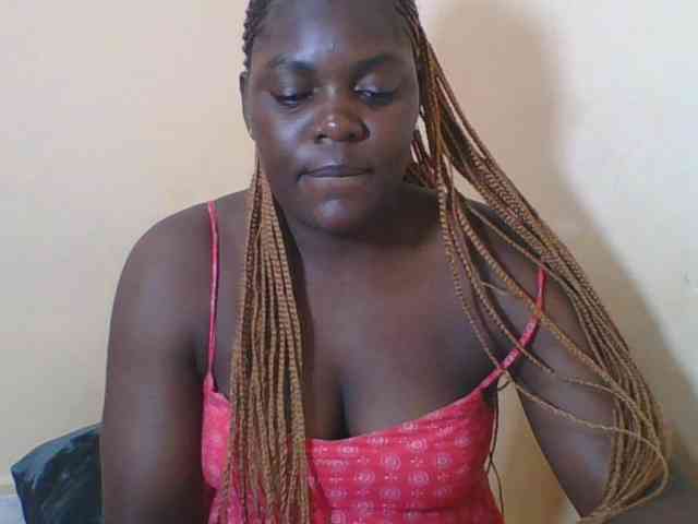 Sweetdarkskin webcam