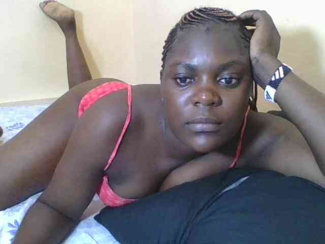 Sweetdarkskin webcam