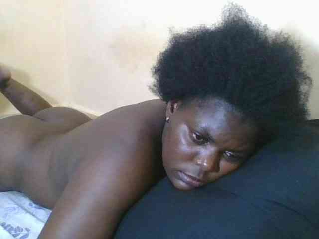 Sweetdarkskin webcam