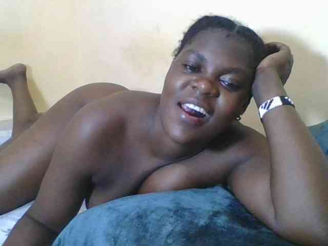 Sweetdarkskin webcam