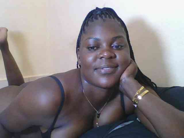 Sweetdarkskin webcam