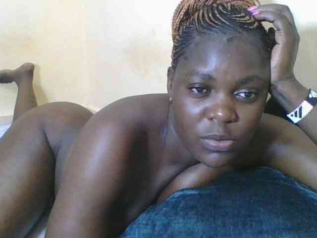 Sweetdarkskin webcam