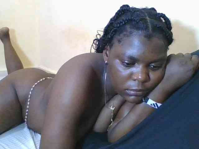 Sweetdarkskin webcam