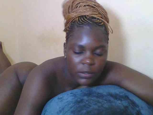 Sweetdarkskin's webcam live show