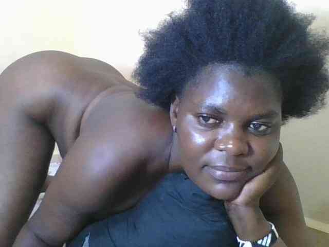 Sweetdarkskin webcam
