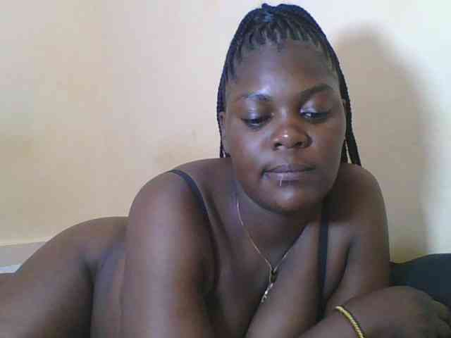 Sweetdarkskin webcam