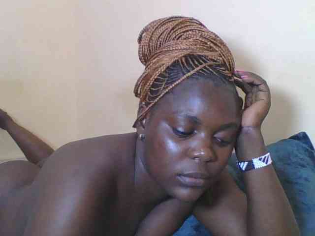 Sweetdarkskin webcam