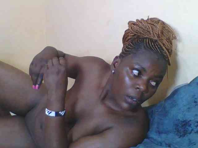 Sweetdarkskin webcam