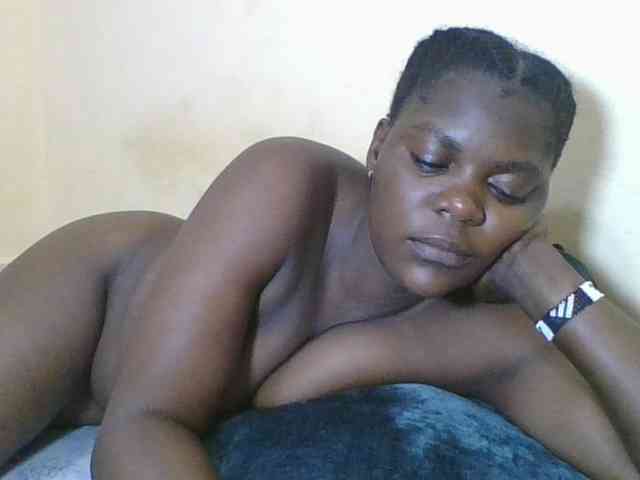 Sweetdarkskin webcam