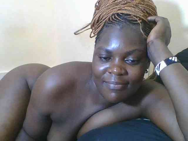 Sweetdarkskin webcam