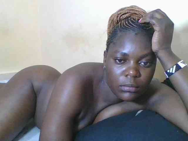 Sweetdarkskin webcam