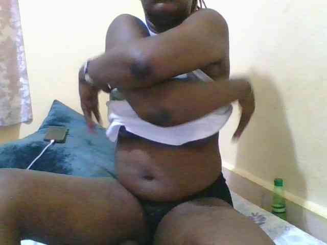 Sweetdarkskin webcam