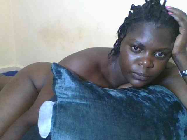 Sweetdarkskin webcam