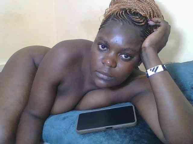 Sweetdarkskin webcam