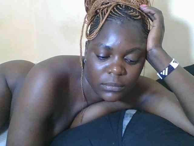 Sweetdarkskin webcam