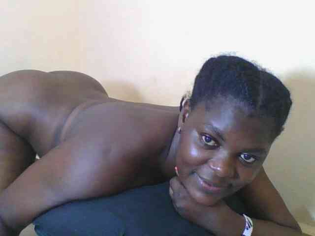 Sweetdarkskin webcam