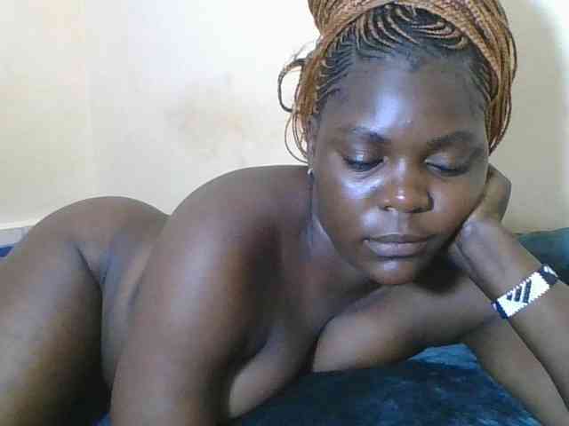 Sweetdarkskin webcam