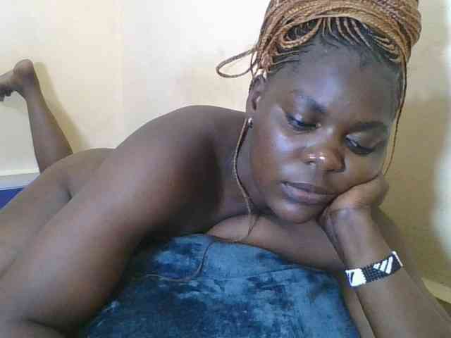 Sweetdarkskin webcam