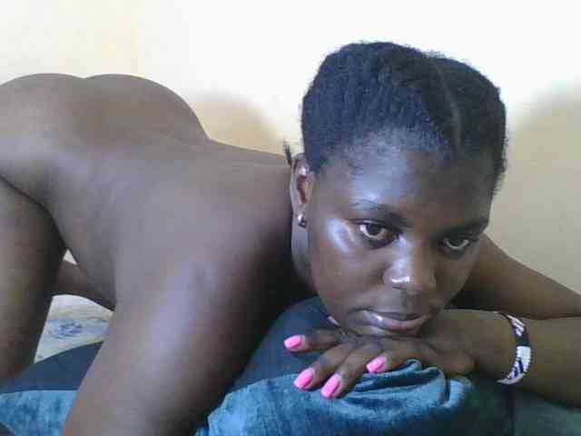 Sweetdarkskin webcam