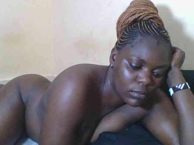 Sweetdarkskin webcam