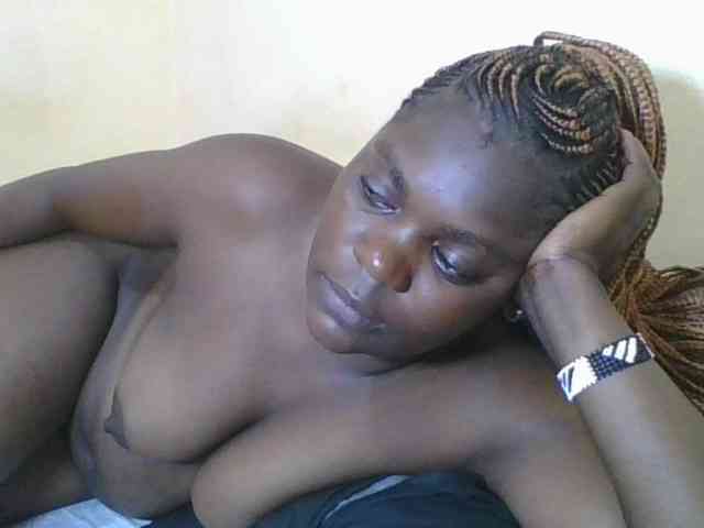 Sweetdarkskin webcam