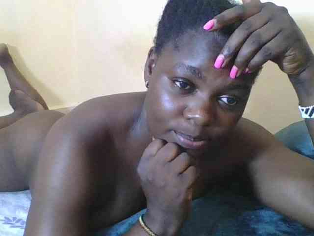 Sweetdarkskin webcam