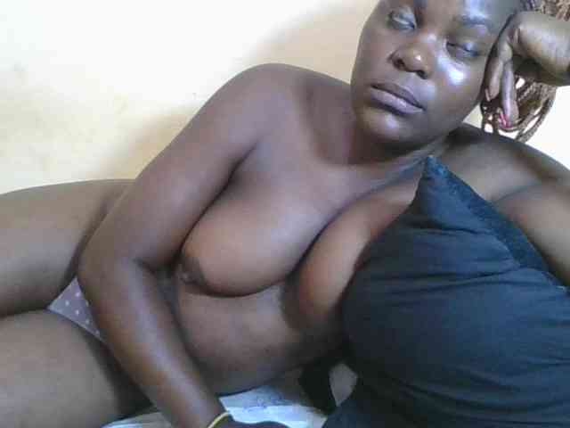 Sweetdarkskin webcam