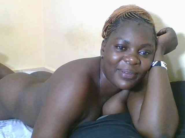 Sweetdarkskin webcam
