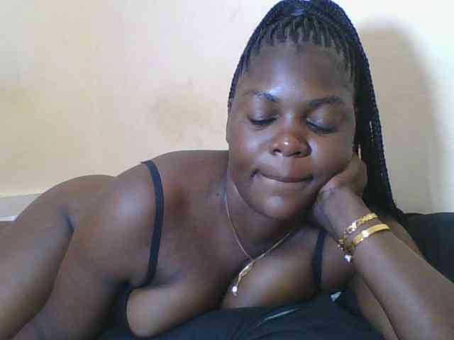 Sweetdarkskin webcam