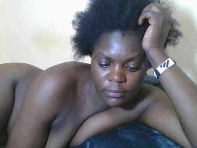 Sweetdarkskin webcam