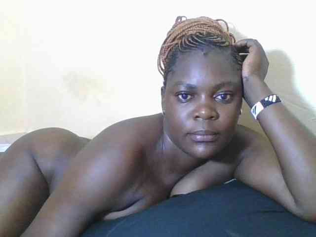 Sweetdarkskin webcam
