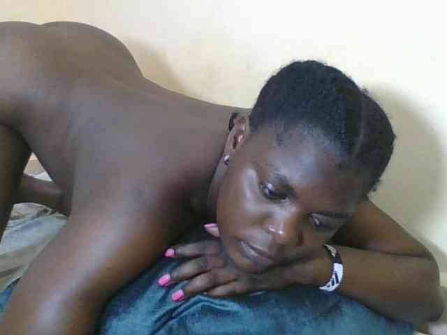 Sweetdarkskin webcam
