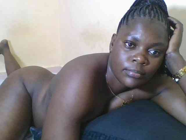 Sweetdarkskin webcam