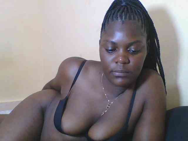 Sweetdarkskin webcam