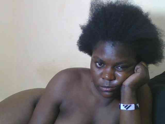 Sweetdarkskin webcam