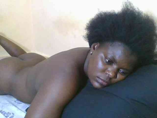 Sweetdarkskin webcam