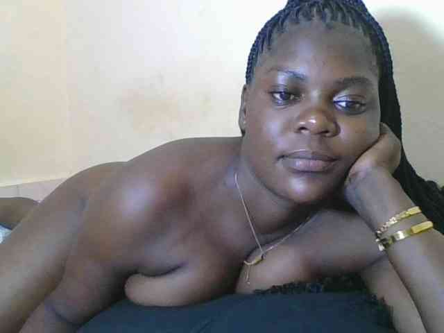 Sweetdarkskin webcam