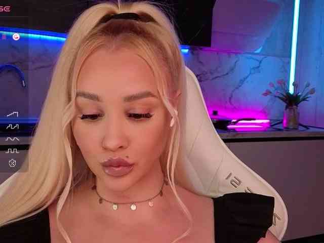 In-your-fucking-mind webcam