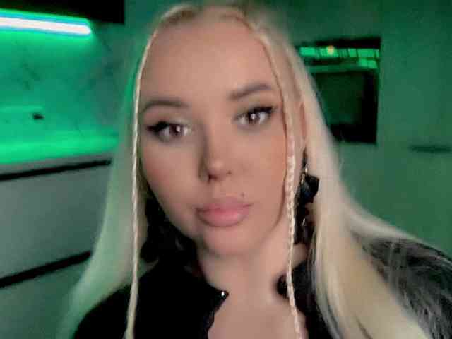 In-your-fucking-mind webcam