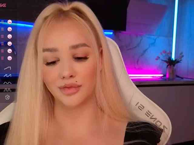 In-your-fucking-mind webcam