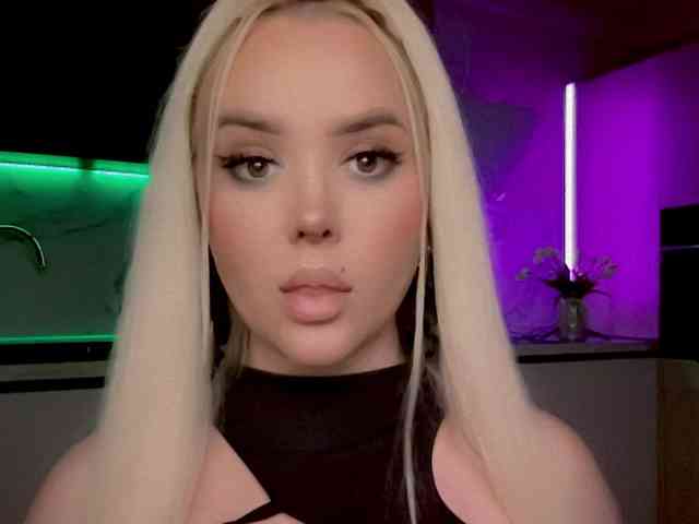 In-your-fucking-mind webcam