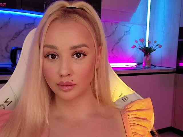 In-your-fucking-... Live Webcam on BongaCams